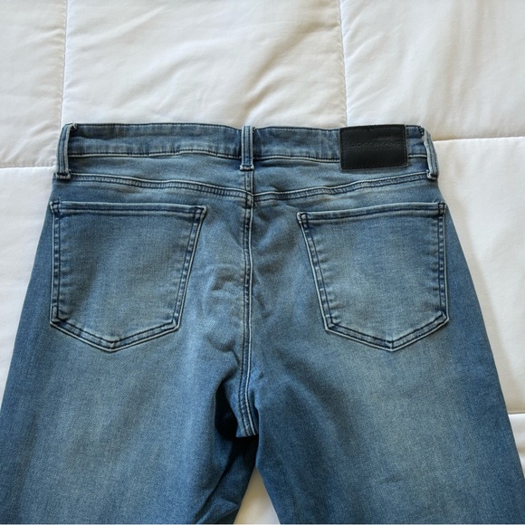 Lucky Brand Mid-Rise Straight Sweet Jeans - Picture 6 of 6